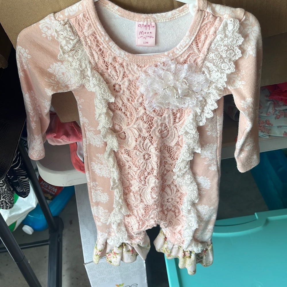 Giggle Moon size 12 month Romper.